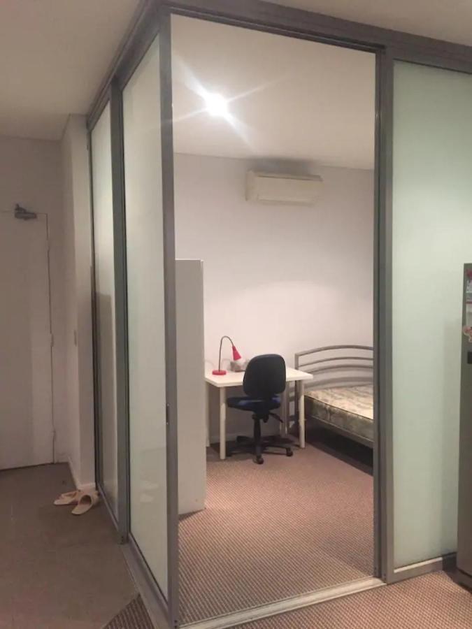 Sun-Drenched 3 Bedroom Apartment In Turrella Mascot Ngoại thất bức ảnh